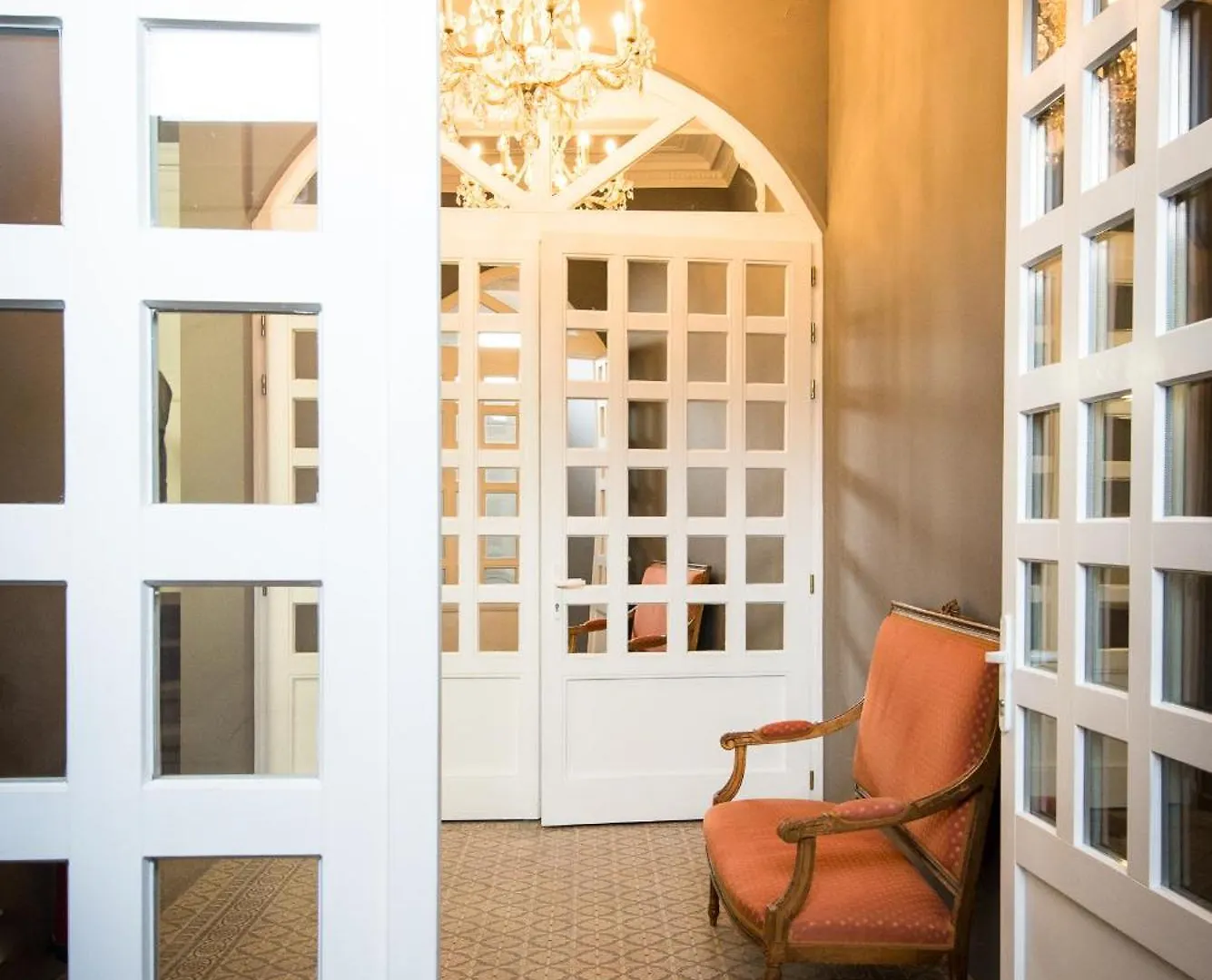 B&B Avenue Deschanel Βρυξέλλες Bed and Breakfast